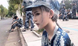 吃瓜爆料军训小姐姐跳舞,小姐姐热舞成焦点